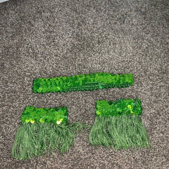 Dance Costume - Picture 3 of 3